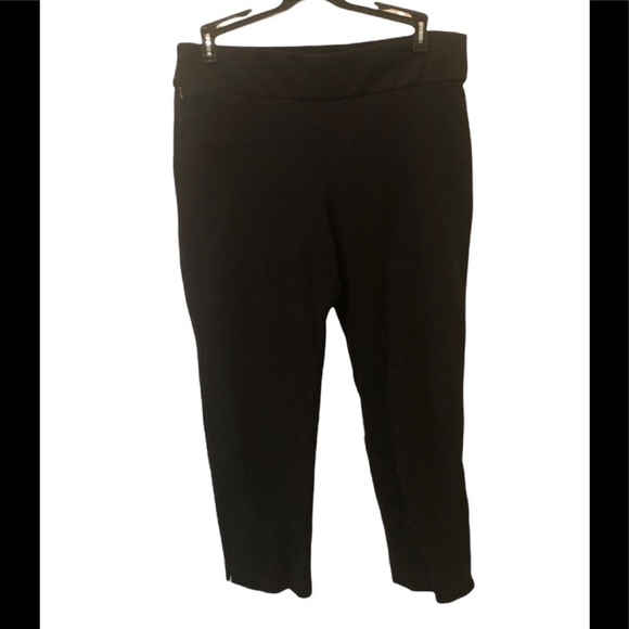 Chico's Pants - Chico’s Zenergy Black Knit Pull On Legging Size 1/M Stretchy Casual Errands